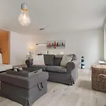 Apartment Lovely In With Wifi