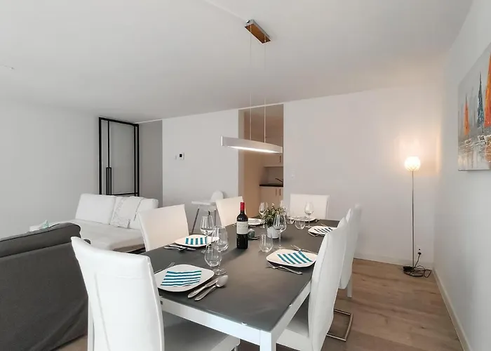 公寓 Lovely In With Wifi